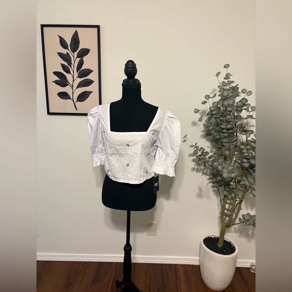 -SOLD-Square-Neck White Puff-Sleeve Cropped Blouse